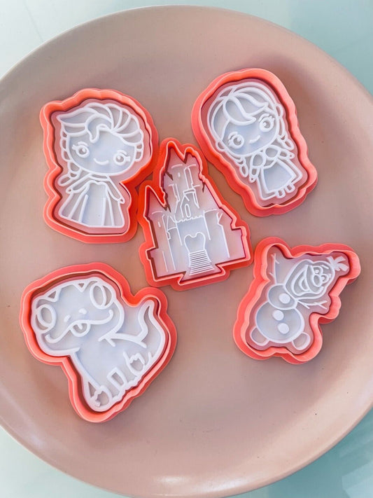 Frosty Adventure Cookie Cutter & Embosser Stamps Set - Animated Snow Theme kids tv movie
