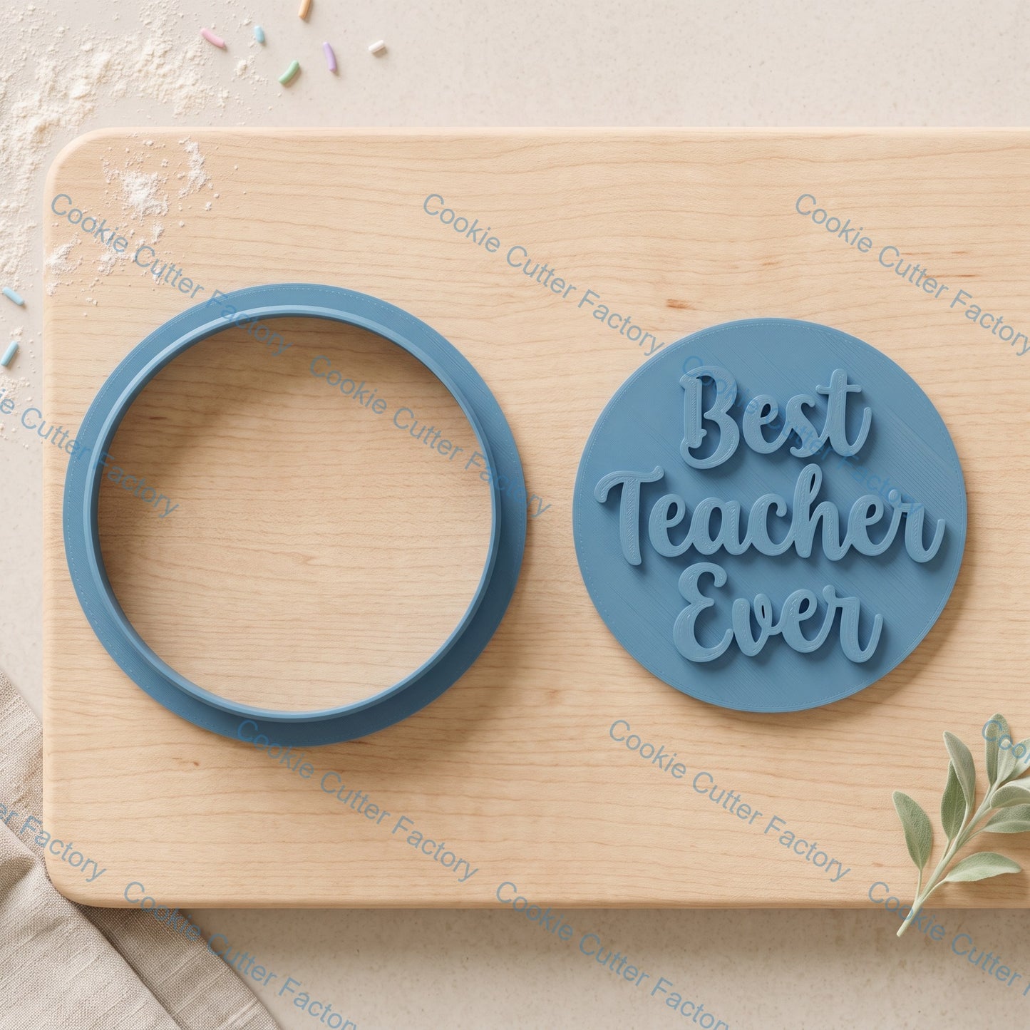 Best Teacher Ever Cookie Cutter and Embosser Stamp Set | Teacher Appreciation, School Gift, Back to School