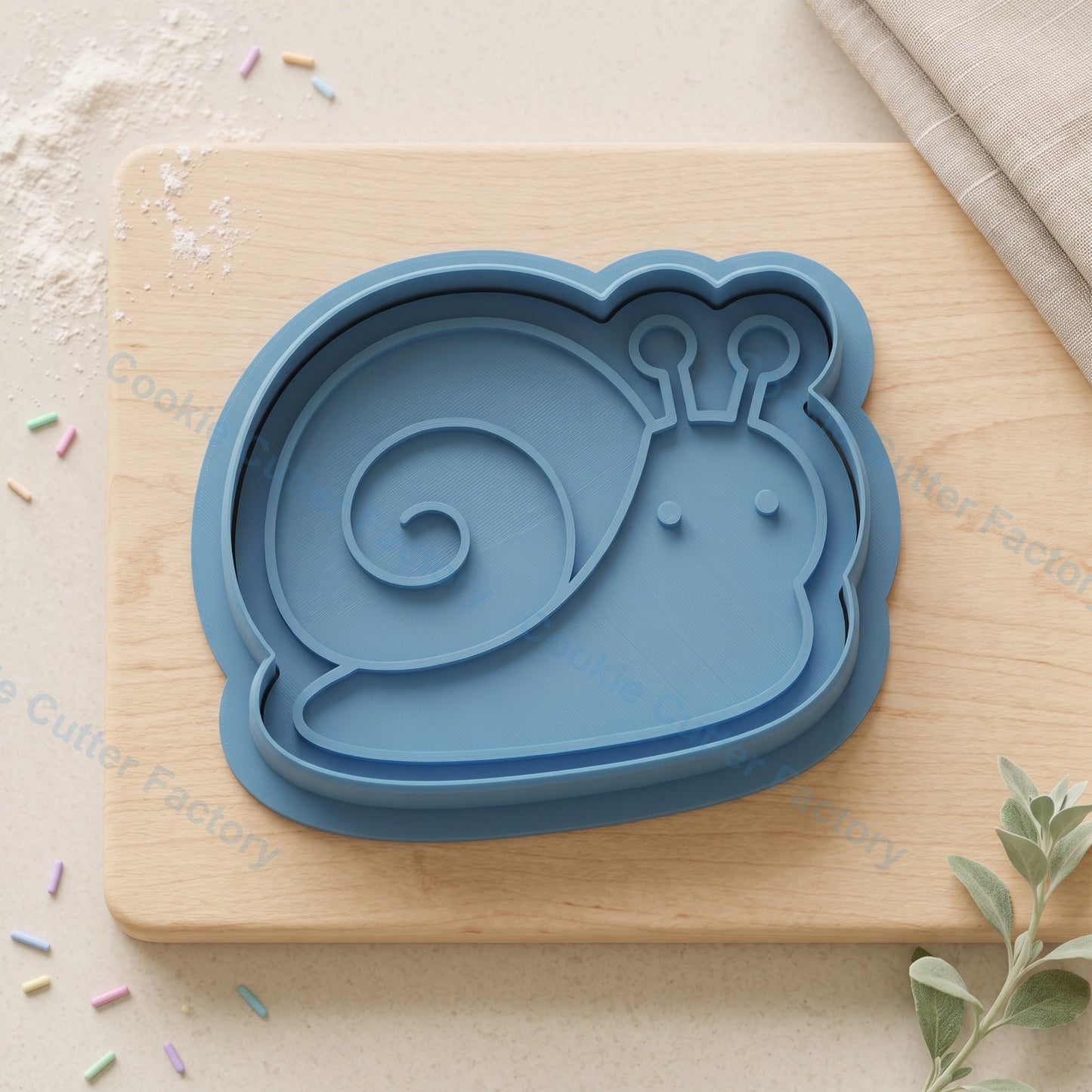Cute Snail Cookie Cutter and Embosser Stamp - Garden Animal Party Cookies