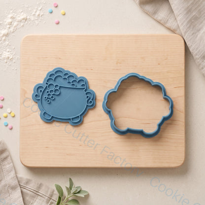 Witch Cauldron Cookie Cutter and Embosser Stamp - Halloween Party | CCF_APPROVED_MEDIA_V1:2:be6850de69e3749947018a02b862855f7ddc0064bb92841634117a6ef9e686e3