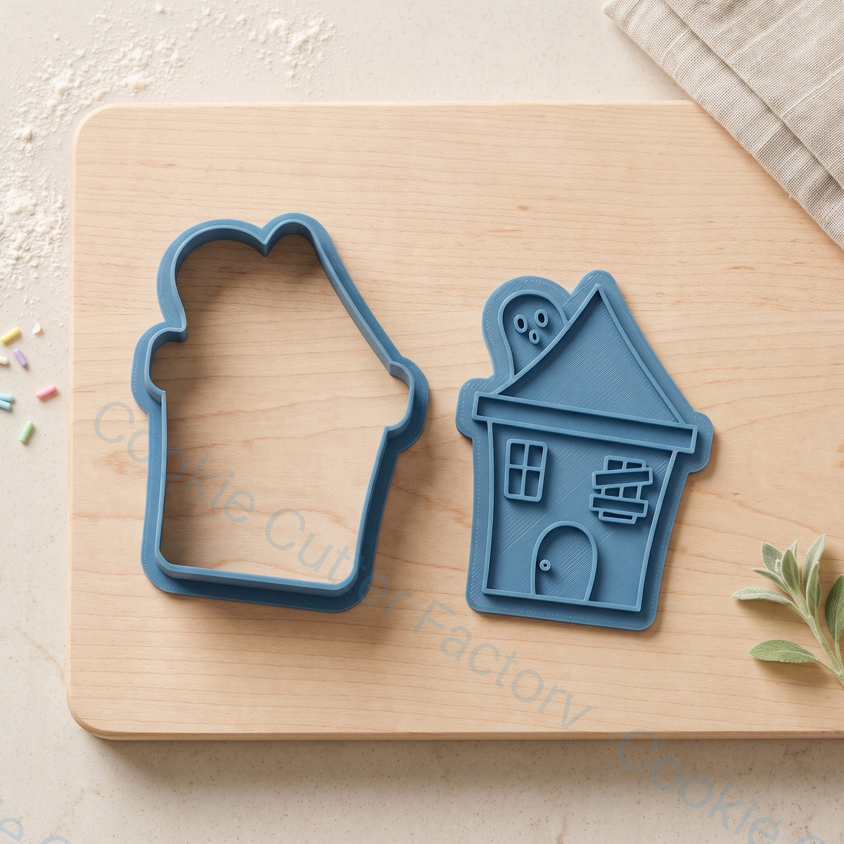 Haunted House Cookie Cutter and Embosser Stamp - Halloween Spooky Cookies | CCF_APPROVED_MEDIA_V1:2:3c1c41c629af7ebabf6cc5a34955b299b7c5c739cdc4ba8037bdca3673790671