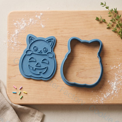 Cat in Jack O Lantern Cookie Cutter and Embosser Stamp - Halloween Party | CCF_APPROVED_MEDIA_V1:2:253c8c0b65cbf6ebdd5c0b04776379710bccb3db23b204de3bddc80a793d241d