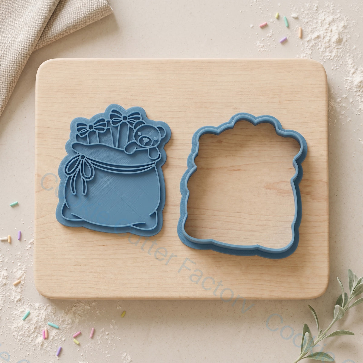 Christmas Gift Sack Cookie Cutter and Embosser Stamp - Festive Baking | CCF_APPROVED_MEDIA_V1:2:93a3e1048b34db8110e06015eb8fdf1a3e8eacb0125fc85e15fb5fe3539a1b9f