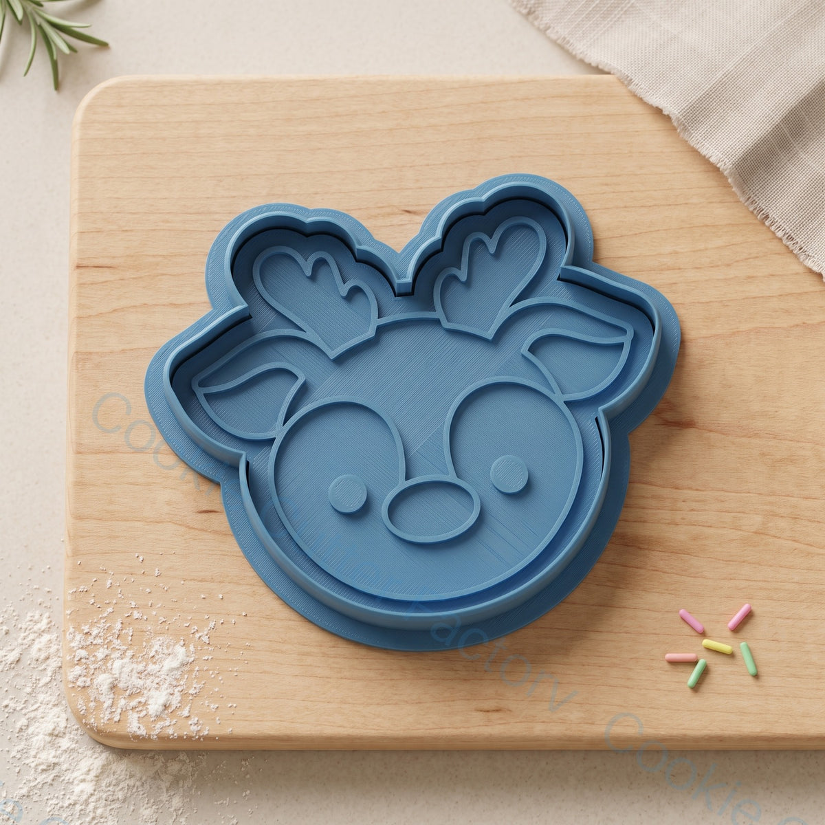 Cute Reindeer Face Cookie Cutter and Embosser Stamp - Christmas Baking | CCF_APPROVED_MEDIA_V1:1:11308adac67adc296b122b0a38747c05ed17163051b85bb65100733d58520dc9
