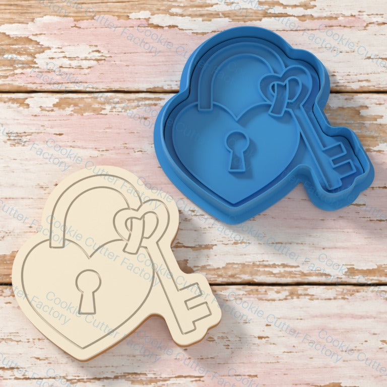 Heart Padlock with Tied Key Cookie Cutter and Embosser Stamp | CCF_APPROVED_MEDIA_V1:1:87a815fa42d5ec0b2ccd3bcdfa936e0ce69b488227421474de55da87bbc27317